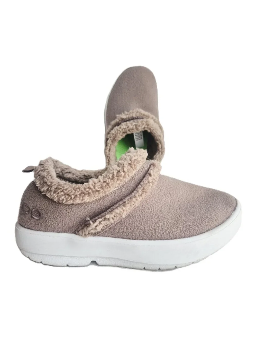 OOFOS vegan sherpa